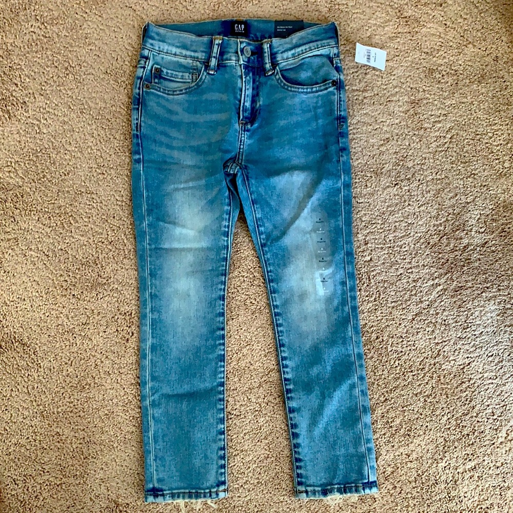 Boy’s Gap blue jeans, lightly distressed. Size 6.